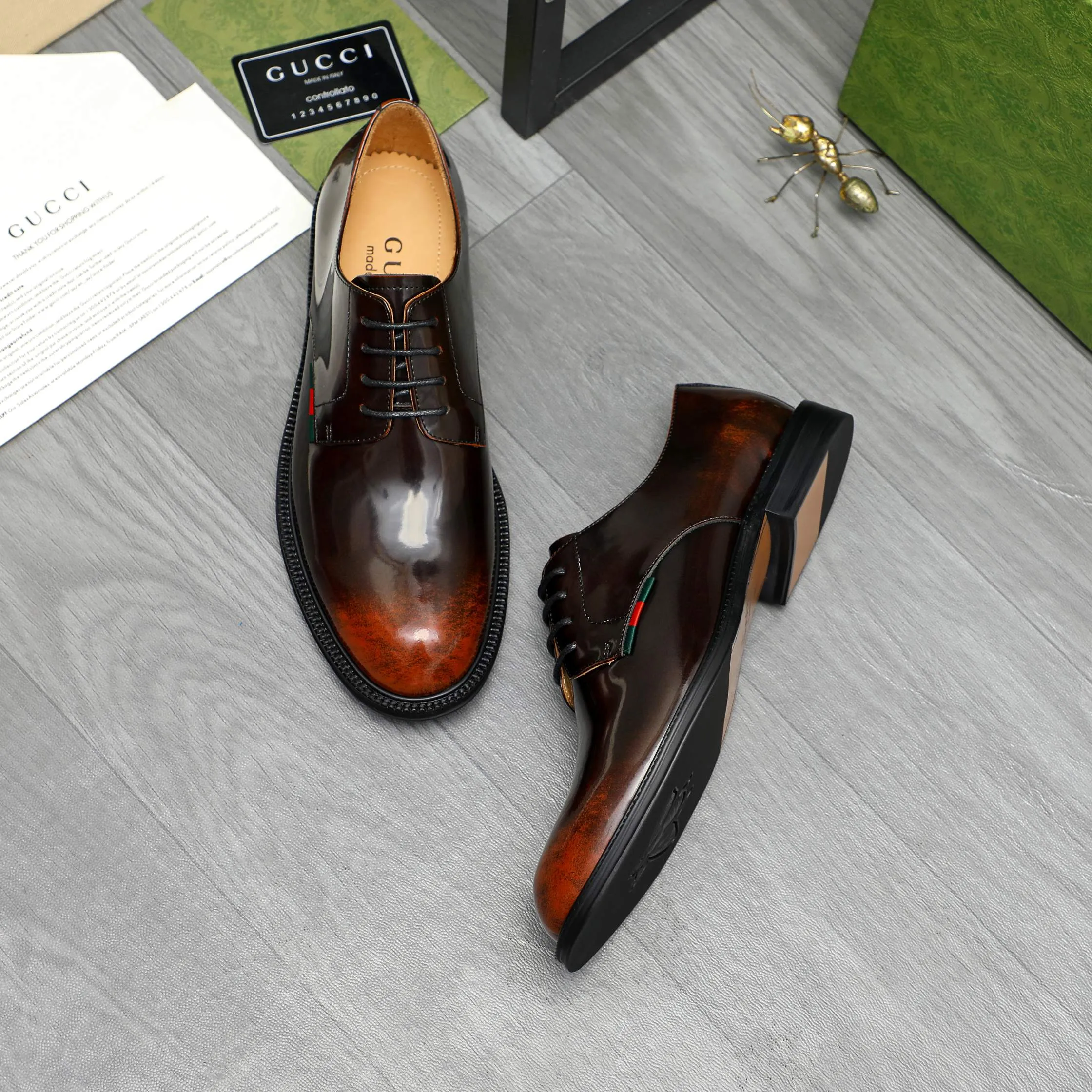Men's shoes 💰500 Product trademark: GUCCI "Gucci" business lace-up leather shoes Regular size: 38-44 (45.46 custom-made, non-returnable) Product materials: Selected color-brushed cowhide upper, cowhide lining, original rubber outsole